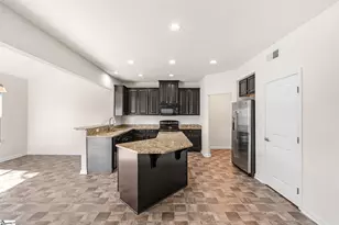 114 Young Harris Dr, Simpsonville, SC 29681 - Photo 6