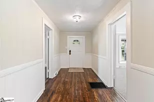 565 Saxon Ave, Spartanburg, SC 29301 - Photo 6