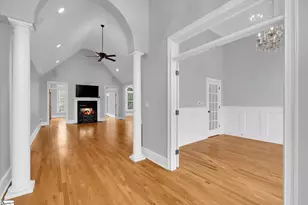 377 Benford Dr, Boiling Springs, SC 29316 - Photo 4