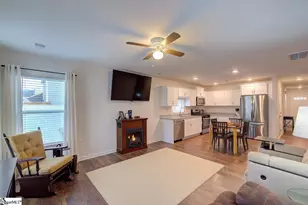 218 Mable Leaf Ln, Easley, SC 29640 - Photo 4