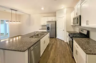 83 Oak Edge Ln, Greer, SC 29651 - Photo 2