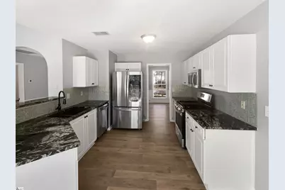 304 Woodruff Lake Way, Simpsonville, SC 29681 - Photo 2