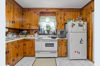 347 Crestview Drive, Spartanburg, SC 29306 - Photo 16