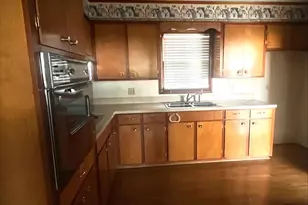 400 Rampey St, Easley, SC 29640 - Photo 2