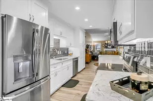 18 Enoree View Dr, Greer, SC 29650 - Photo 12