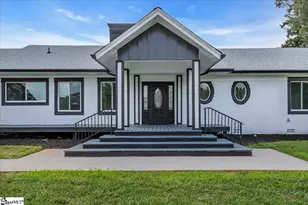 305 Waters Rd, Taylors, SC 29687 - Photo 16