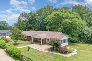 201 Carpenter Dr, Landrum, SC 29356 - Photo 1