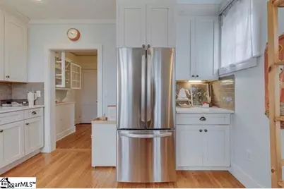 106 E Earle Street, Greenville, SC 29609 - Photo 8