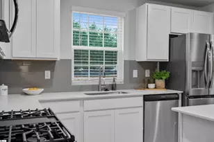 608 Curry Ct, Spartanburg, SC 29301 - Photo 12