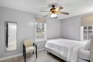 220 Pleasant Dr, Greenville, SC 29651 - Photo 16