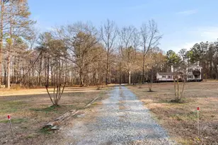 220 Pleasant Dr, Greenville, SC 29651 - Photo 2