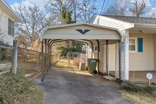 613 Greenhill Rd, Spartanburg, SC 29303 - Photo 4