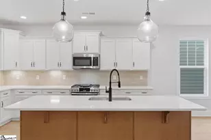 219 Moorish Cir, Simpsonville, SC 29681 - Photo 6