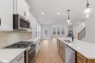 219 Moorish Cir, Simpsonville, SC 29681 - Photo 8