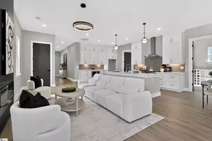 112C Chestnut St, Greenville, SC 29605 - Photo 8