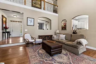 204 Cove Harbor Ct, Taylors, SC 29687 - Photo 8