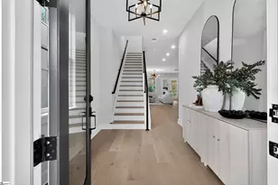 112B Chestnut St, Greenville, SC 29605 - Photo 2