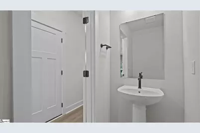 513 W Norvell Court, Spartanburg, SC 29307 - Photo 12