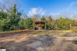 417 W Farley Ave, Laurens, SC 29630 - Photo 24