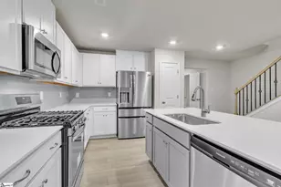 808 Harper St, Reidville, SC 29375 - Photo 4