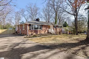 24 Windemere Dr, Greenville, SC 29615 - Photo 2