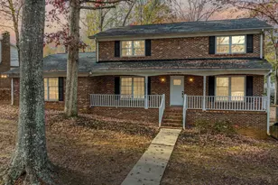 115 Oglewood Dr, Simpsonville, SC 29681 - Photo 2