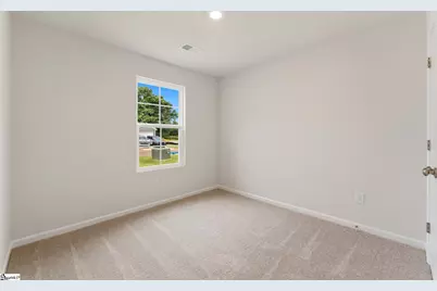 134 Cloverfield Lane, Spartanburg, SC 29303 - Photo 8