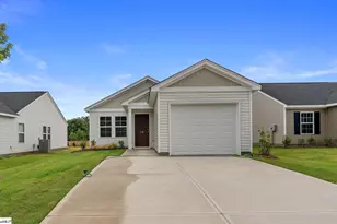 138 Cloverfield Ln, Spartanburg, SC 29303 - Photo 1