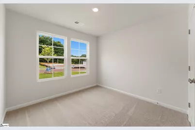 138 Cloverfield Lane, Spartanburg, SC 29303 - Photo 8