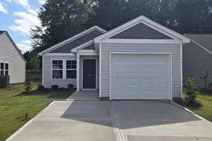 135 Cloverfield Ln, Spartanburg, SC 29303 - Photo 1