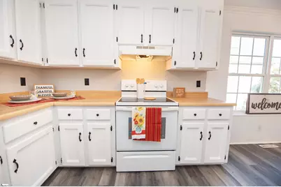 1514 Winding Way, Taylors, SC 29687 - Photo 6