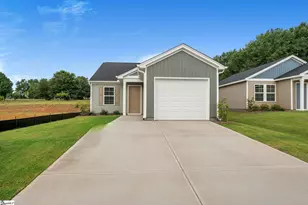 123 Cloverfield Ln, Spartanburg, SC 29303 - Photo 1