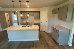 221 Walnut Hill Dr, Easley, SC 29642 - Photo 6