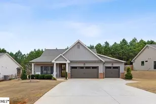 66 Dendy St, Pelzer, SC 29669 - Photo 2