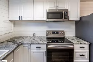 118 Bleckley Ave, Greenville, SC 29607 - Photo 6