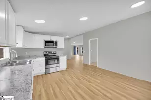 25 Pine Valley Dr, Piedmont, SC 29673 - Photo 10