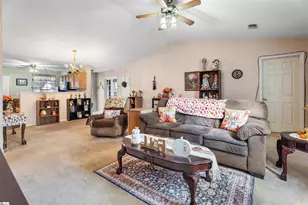 8 Pasture Pl, Simpsonville, SC 29681 - Photo 6