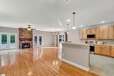 204 Lord Byron Lane, Travelers Rest, SC 29690 - Photo 8