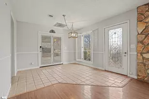 113 Grant Dr, Laurens, SC 29360 - Photo 4