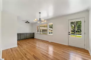 409 Mapleton Dr, Greenville, SC 29607 - Photo 4