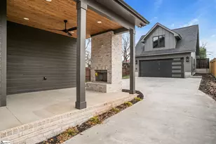 405 Croft St, Greenville, SC 29609 - Photo 32