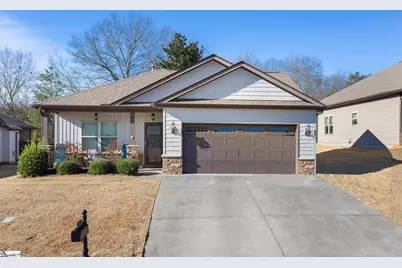 301 Linden Hall Lane, Easley, SC 29640 - Photo 2