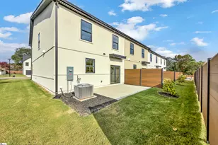 2 Taverly Dr, Greenville, SC 29605 - Photo 24