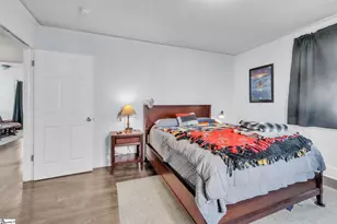 735 Duncan Park Rd, Spartanburg, SC 29306 - Photo 14