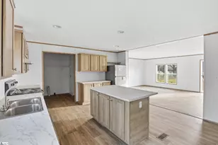 1212 Fairview Church Rd, Spartanburg, SC 29303 - Photo 10