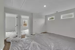 176 Hunter Ridge Dr, Boiling Springs, SC 29316 - Photo 16