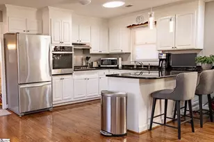 414 Mapleton Dr, Greenville, SC 29607 - Photo 8