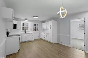 242 Hawk Ln, Fountain Inn, SC 29644 - Photo 12