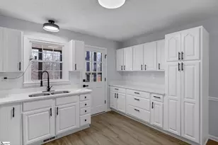 242 Hawk Ln, Fountain Inn, SC 29644 - Photo 14