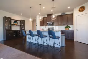 39 Larson Dr, Simpsonville, SC 29681 - Photo 4